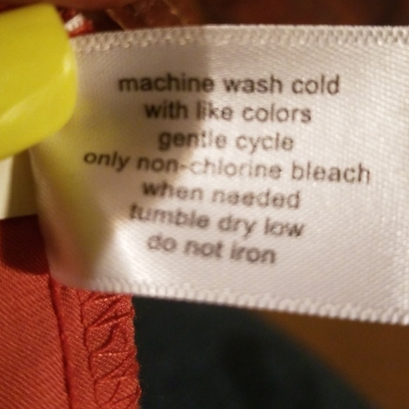 Flowy Dress - Picture 8 of 8